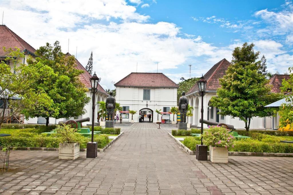Wood Pecker Hotel Pakualaman Exterior photo